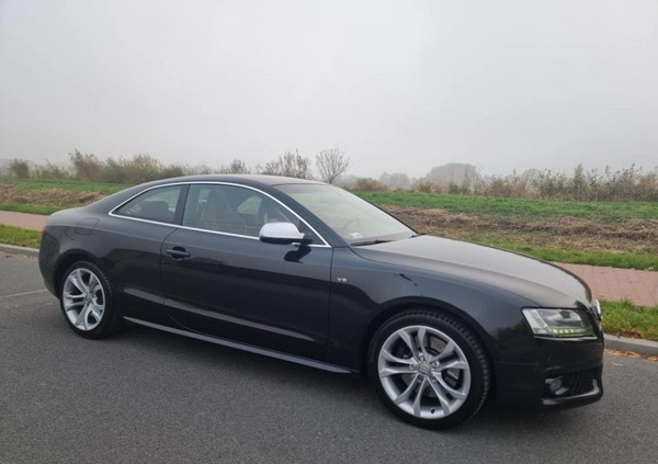 Audi S5 cena 64000 przebieg: 195000, rok produkcji 2009 z Szepietowo małe 352